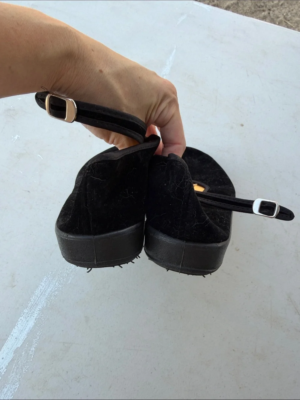 Postor Classic Black Velvet Mary Jane Flats with Ankle Strap